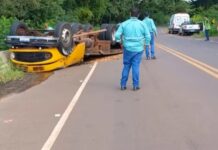 Jovem morre ao perder controle da direção e tombar caminhão em Guararapes