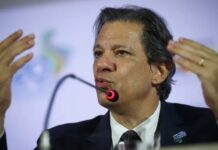 Governo prevê salário mínimo de R$ 1.502 para 2025