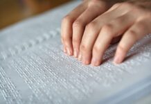 Biblioteca de Instituto riopretense se destaca por acessibilidade e transcrição de livros para braille