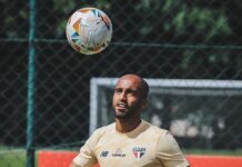 De olho em estreia na Libertadores, Carpini ajusta São Paulo em treino tático