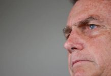 Jair Bolsonaro será transferido para SP após desconforto abdominal