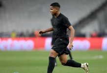 Agente de Wesley, do Corinthians, vai à Europa e trabalha com venda de no mínimo R$ 139 milhões