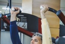 Com chuvas, elenco do São Paulo faz treino interno; Calleri ainda é dúvida contra o Talleres