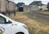 Homem é encontrado morto com sinais de esfaqueamento próximo à linha do trem em Mirassol