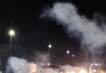 Ônibus com elenco do Santos é cercado por torcedores em rodovia