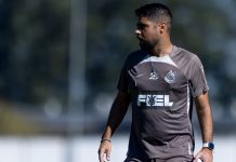 Corinthians se reapresenta após empate com São Paulo e tem novidades na comissão técnica