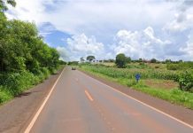 Homem morre após acidente entre carro e caminhão em rodovia de Paulo de Faria