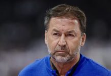 Presidente do Corinthians é processado por dizer em áudio que ex-assessora do clube se prostitui