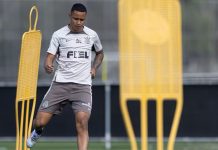 Arthur Sousa consegue vitória na Justiça e tem contrato rescindido com o Corinthians