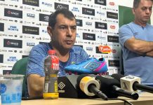 Carille fica chateado com postura do Santos no empate diante do Guarani: “Pedimos desculpas”