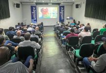 FEV homenageia colaboradores no Dia dos Pais