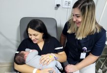 Agosto Dourado – Mês da Amamentação: Austa Hospital estimula às mães com seus recém-nascidos