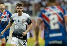 Breno Bidon reaparece com Ramón Díaz e cava espaço em setor reforçado do Corinthians