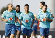 Seleção volta às Eliminatórias reformulada e com só oito remanescentes do último jogo