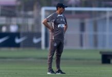 Corinthians se reapresenta após vitória sobre o Atlético-GO e trabalha com reforços da base