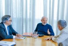 Planalto divulga fotos de Lula dois dias após acidente doméstico