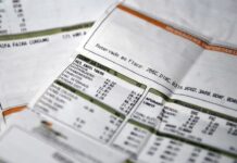 Aneel anuncia redução da bandeira vermelha para amarela em novembro