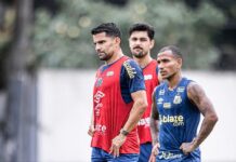Treino do Santos: Rincón retorna e trabalha com o elenco