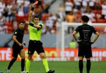 André Ramalho é punido pelo STJD e vira problema para o Corinthians no Dérbi