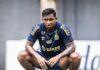 Entenda por que o Santos pode tentar a rescisão contratual com Morelos após acidente embriagado