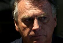 Bolsonaro admite discussão com militares sobre artigo 142 e apela por anistia a ministros do STF