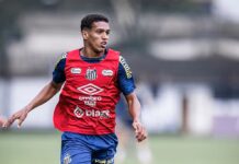 Santos tem renovação de Souza como prioridade para 2025 e negocia novo contrato