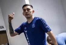 Escobar se declara ao Santos: “Deixo tudo por esse clube”