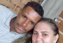 Casal morre ao ter moto atingida por caminhonete sobre ponte em Buritama
