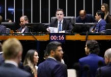 Congresso aprova regras para o Orçamento de 2025 com salário mínimo em R$ 1.502