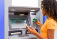 Bancos voltam a funcionar normalmente hoje