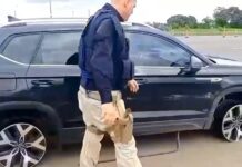 ‘É a primeira vez que vejo’, diz policial que flagrou motorista dirigindo sem os quatro pneus por 30 km