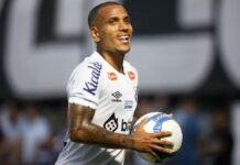 Santos conversa para manter trio de titulares no elenco em 2025