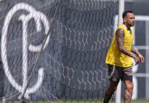 Corinthians acerta condições com Maycon e confia em novo empréstimo do Shakhtar
