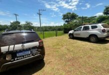 Homem mata a mãe ao manusear arma de fogo em Paulo de Faria