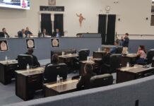 Câmara empossa Gaspar e aprova repasse de recursos