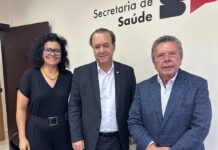 Deputado Carlão Pignatari discute combate à dengue com secretário estadual de Saúde