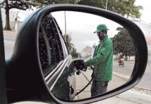 Gasolina, plano de saúde e café: veja os maiores impactos sobre a inflação em 2024