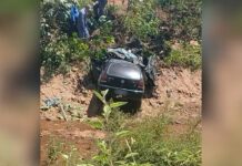 Motorista morre após bater carro, cair em ribanceira e ficar preso às ferragens em rodovia de Ilha Solteira