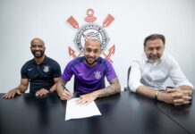 Corinthians anuncia renovação do empréstimo de Maycon por mais um ano