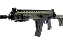 Policiais ‘esquecem’ fuzil capaz de perfurar colete à prova de balas em base e denunciam falso furto