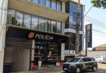 Homem é preso suspeito de assediar e filmar enteada enquanto ela tomava banho