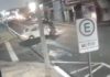Motorista desrespeita sinal de PARE e atropela motociclista em Catanduva