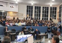 Câmara cria cargo e aprova aumento para quatro servidores