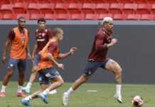 São Paulo treina no Mané Garrincha, e Zubeldía deve usar reservas outra vez