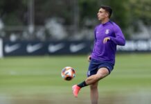 Giovane é inscrito pelo Corinthians no Paulistão em meio a impasse por renovação