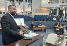 Cabo Renato Abdala cobra atendimento igualitário de secretários para demandas da base e oposição