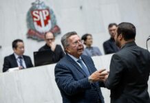 Deputado Carlão Pignatari propõe inclusão efetiva de pessoas com TEA no atendimento prioritário do Poupatempo