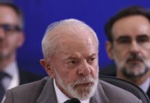 Governo Lula é desaprovado por 53%; aprovação é de 41%, diz PoderData