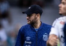 Santos se reapresenta depois de quatro dias de folga na expectativa por condição de Neymar