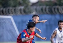 Santos faz segundo treino para semifinal, e Neymar discursa para atletas da base